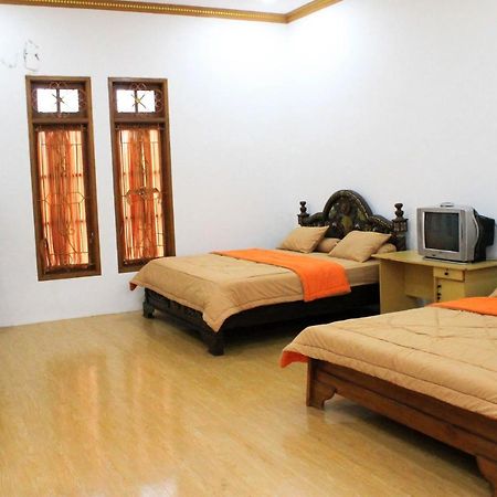 Villa Bukit Berkat Bogor Luaran gambar