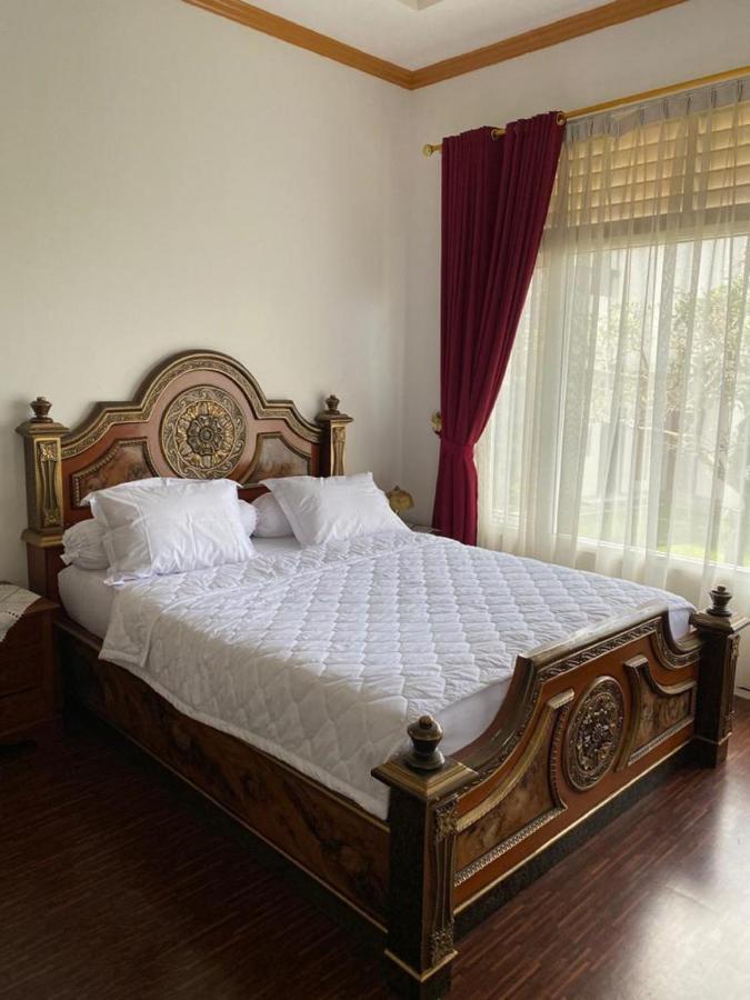 Villa Bukit Berkat Bogor Luaran gambar
