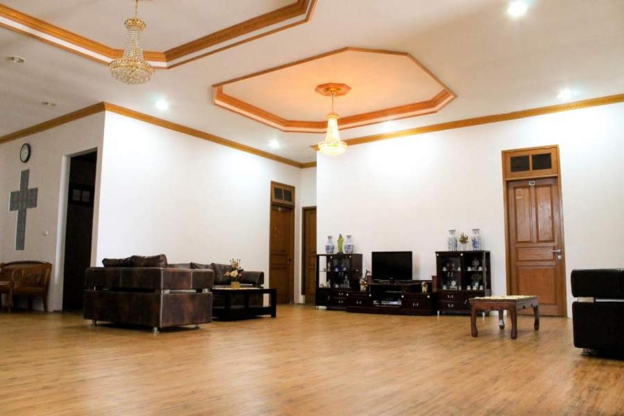 Villa Bukit Berkat Bogor Luaran gambar